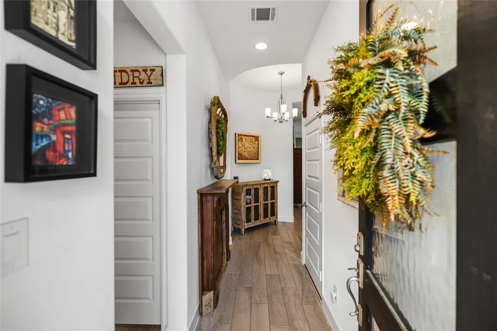 122 Hidden Peak Drive Montgomery, TX 77316