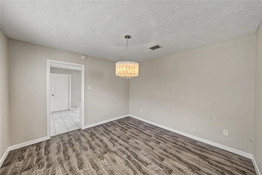 7015 Northleaf Drive Houston, TX 77086