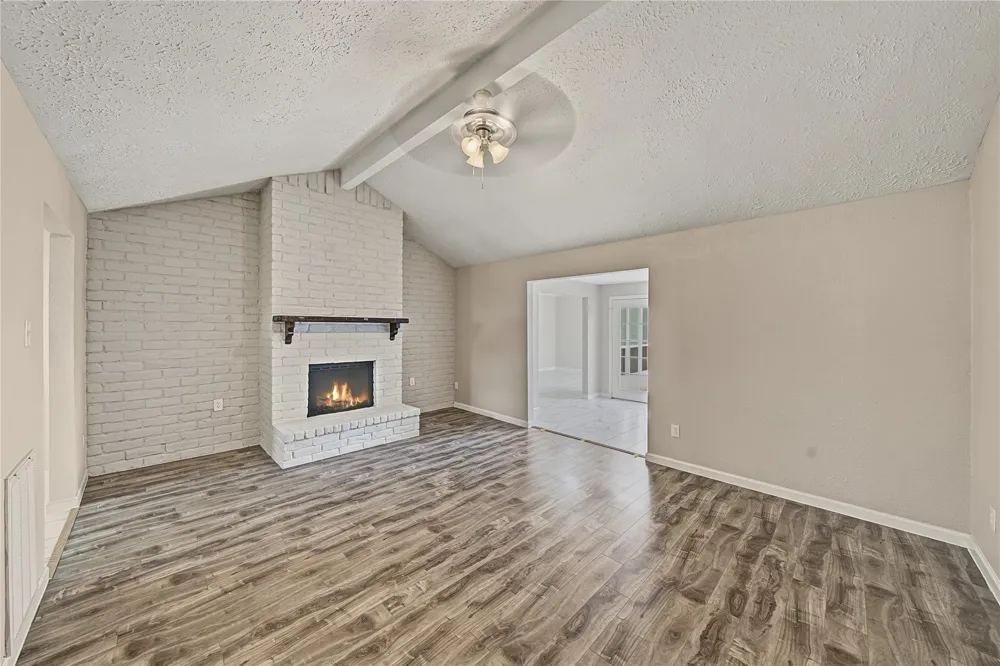 7015 Northleaf Drive Houston, TX 77086