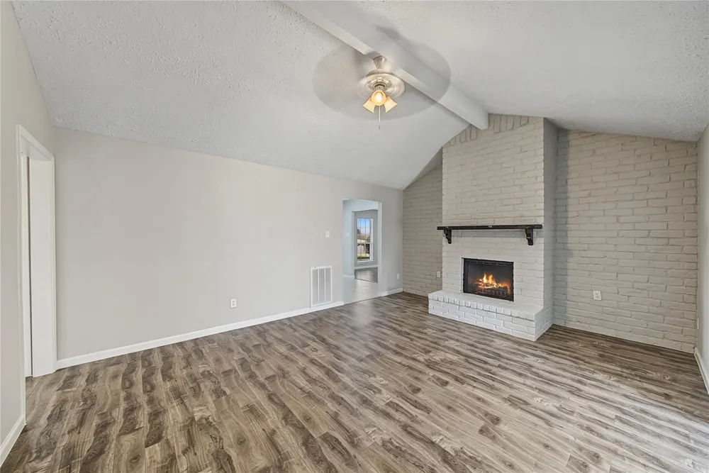 7015 Northleaf Drive Houston, TX 77086