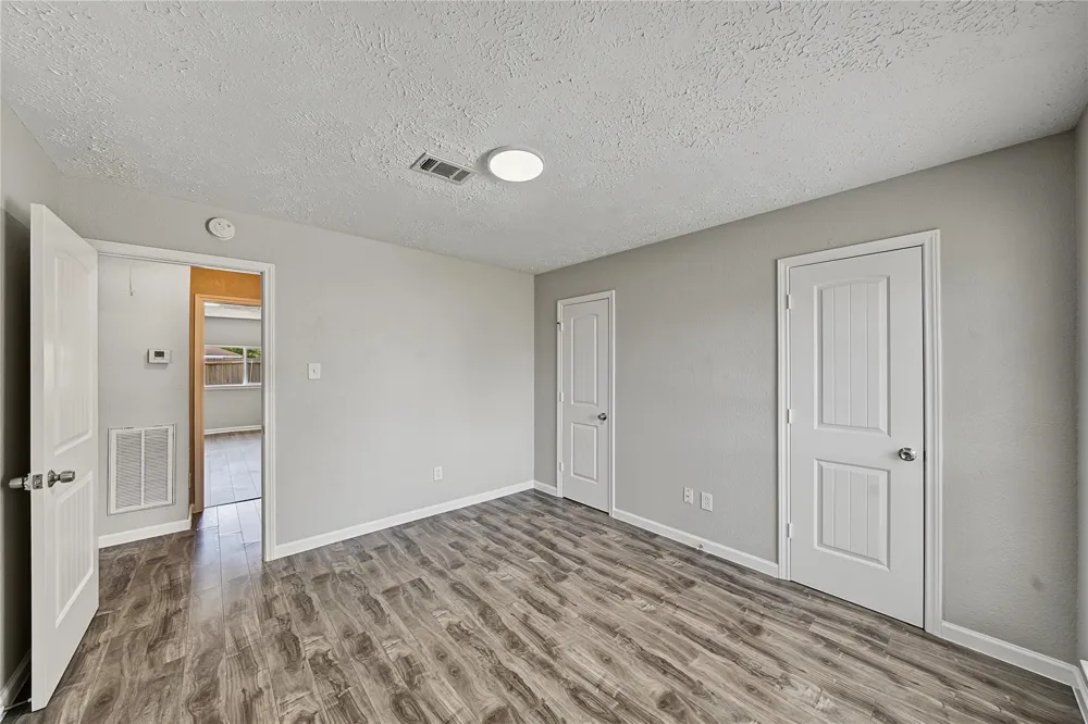 7015 Northleaf Drive Houston, TX 77086