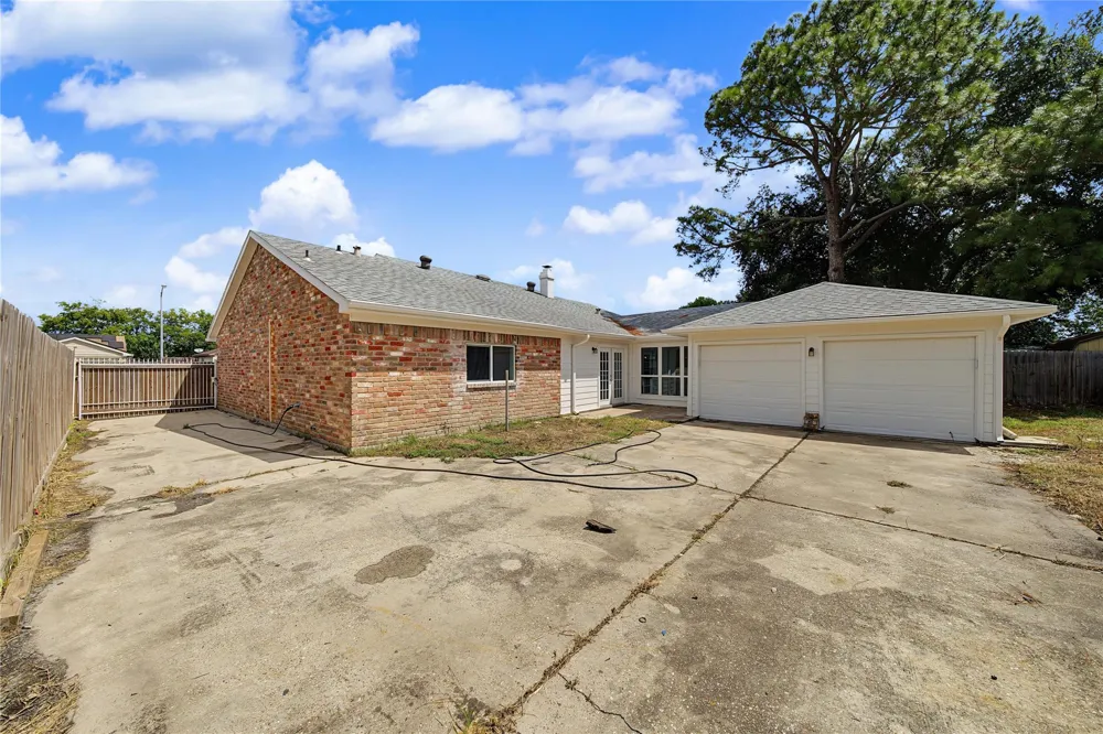 7015 Northleaf Drive Houston, TX 77086