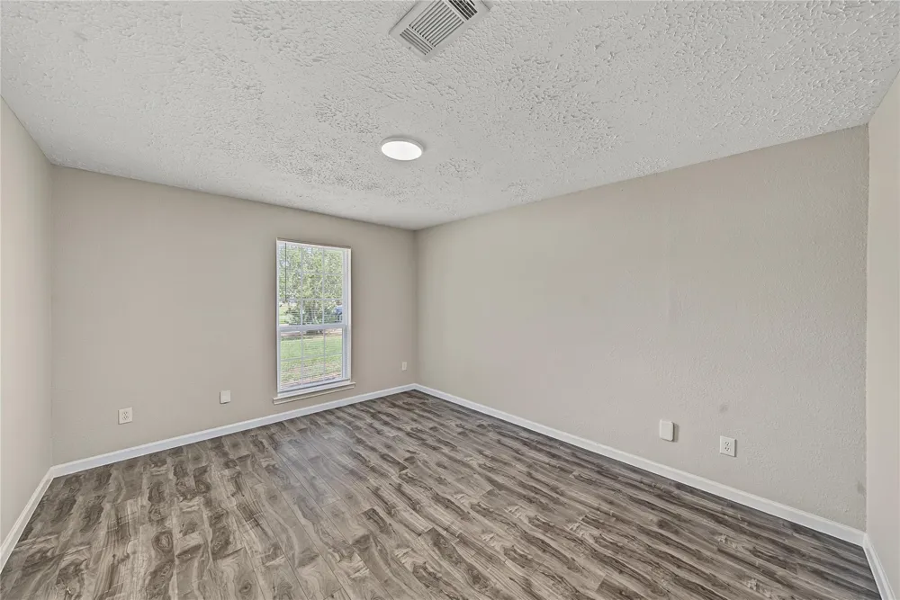 7015 Northleaf Drive Houston, TX 77086