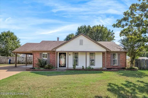 10475 Oak Leaf Drive