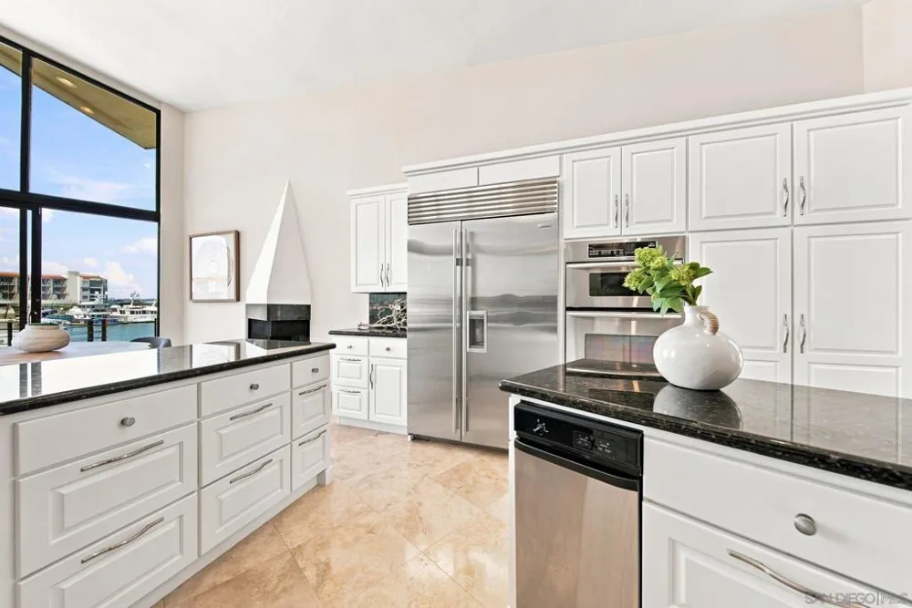 25 The Point Coronado, CA 92118