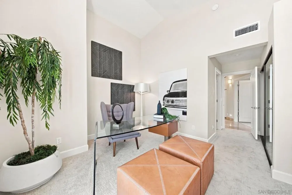 25 The Point Coronado, CA 92118