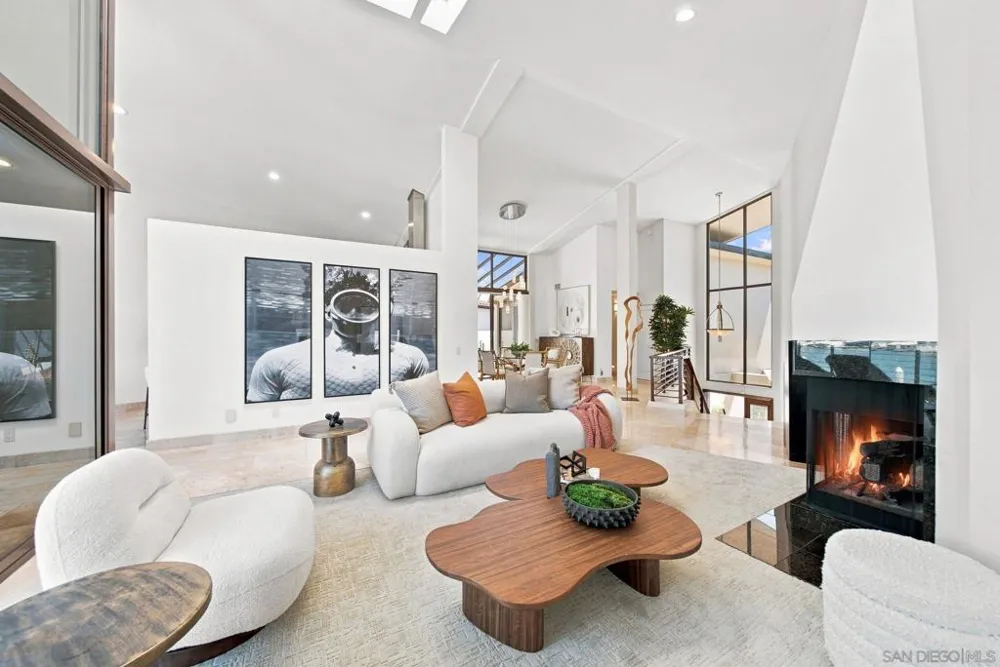 25 The Point Coronado, CA 92118