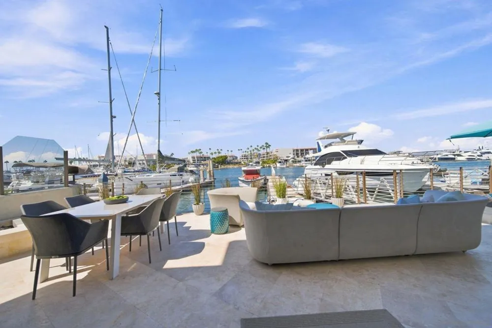 25 The Point Coronado, CA 92118