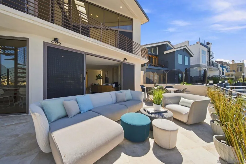 25 The Point Coronado, CA 92118