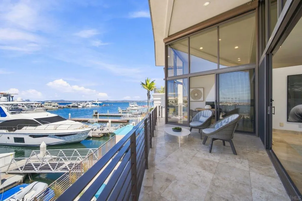 25 The Point Coronado, CA 92118