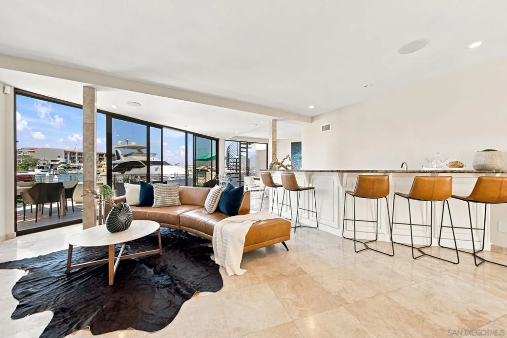 25 The Point Coronado, CA 92118