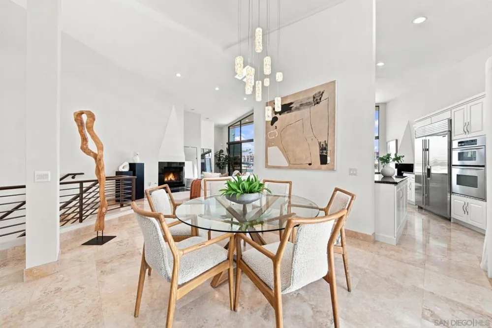 25 The Point Coronado, CA 92118