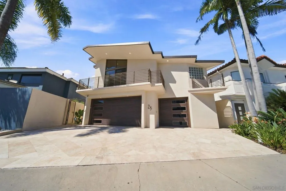 25 The Point Coronado, CA 92118