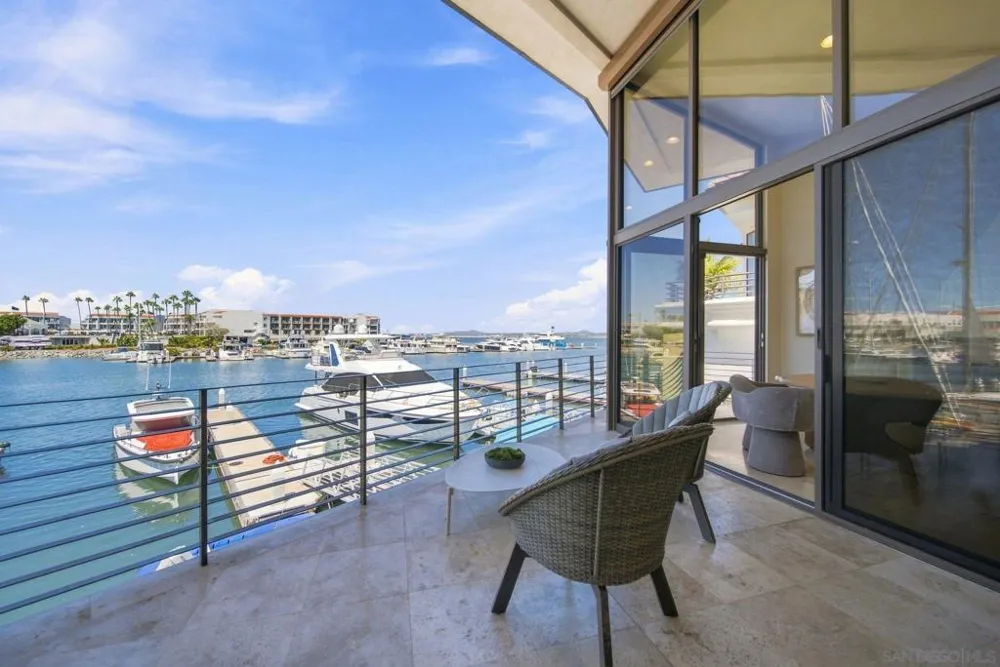 25 The Point Coronado, CA 92118