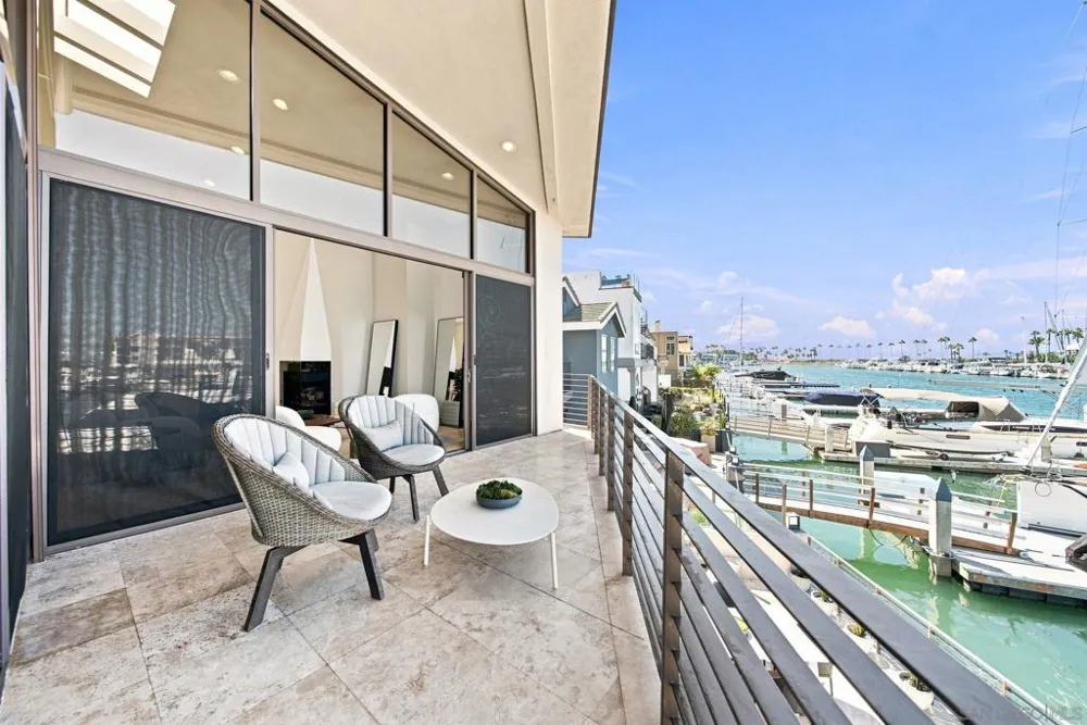 25 The Point Coronado, CA 92118
