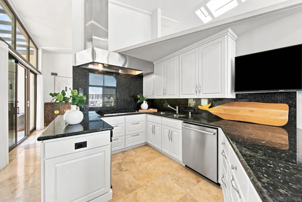25 The Point Coronado, CA 92118