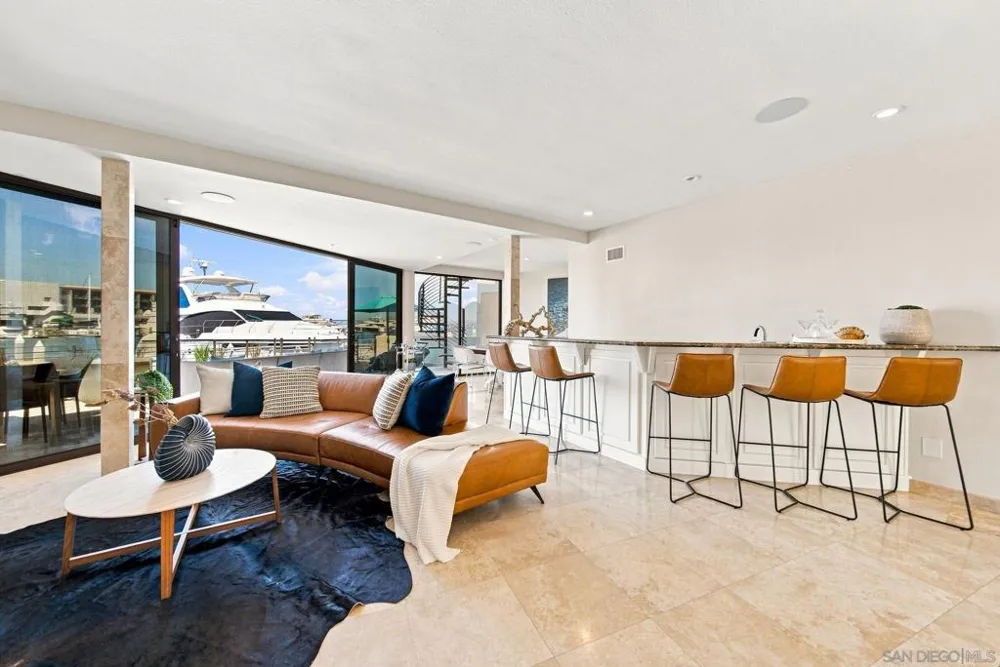 25 The Point Coronado, CA 92118
