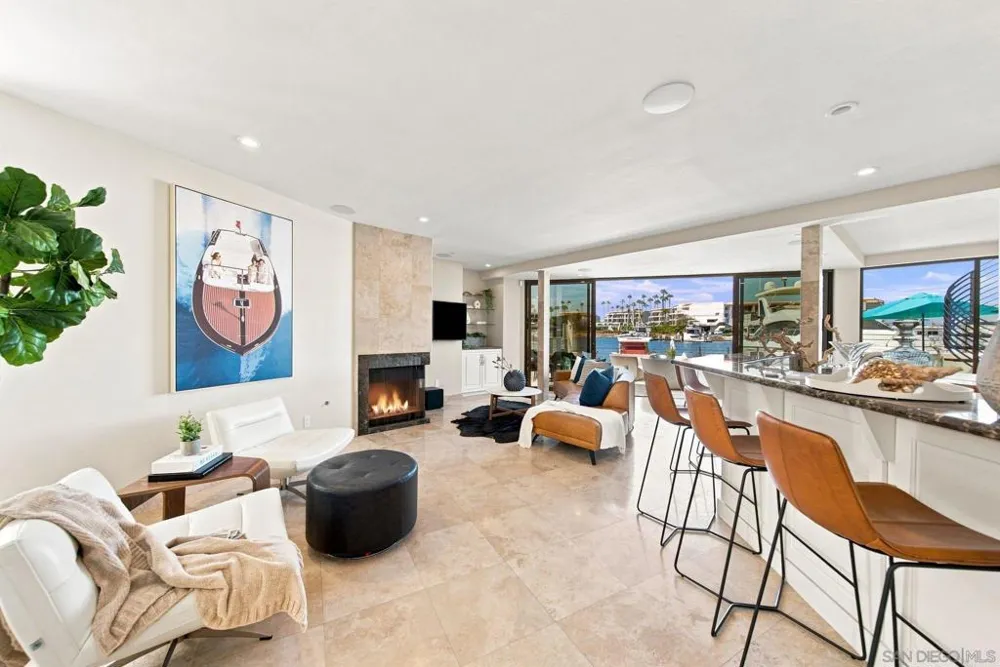 25 The Point Coronado, CA 92118
