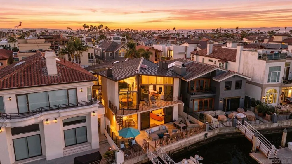 25 The Point Coronado, CA 92118