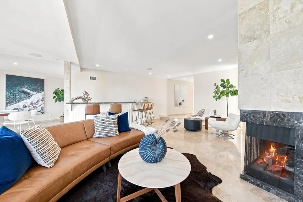 25 The Point Coronado, CA 92118