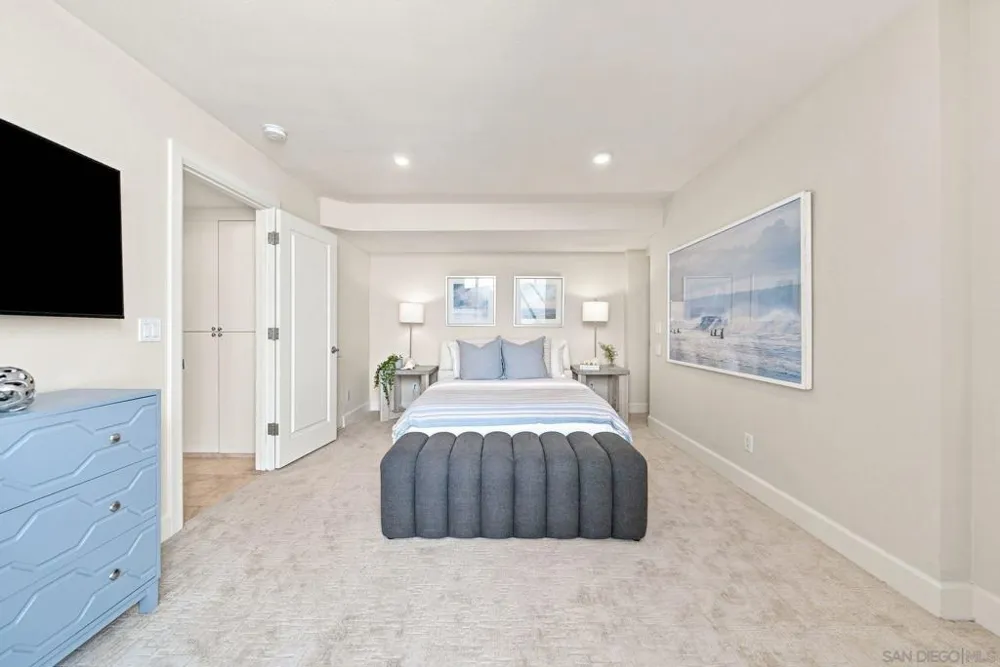 25 The Point Coronado, CA 92118