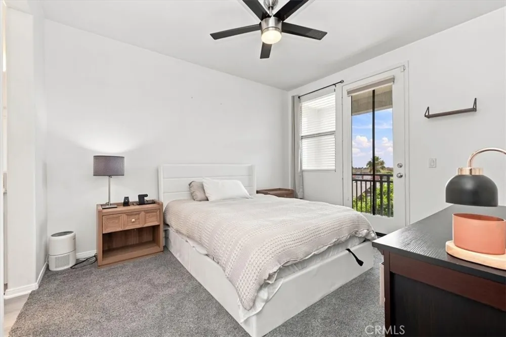 1866 Orizaba Signal Hill, CA 90755