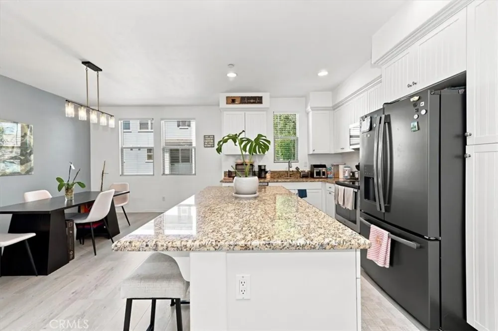 1866 Orizaba Signal Hill, CA 90755