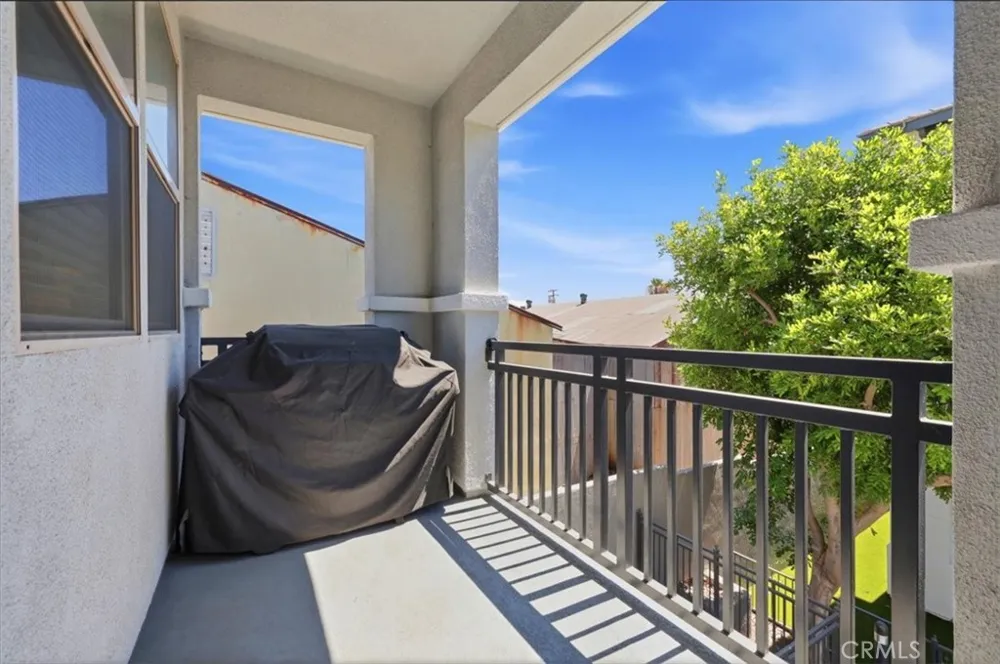 1866 Orizaba Signal Hill, CA 90755