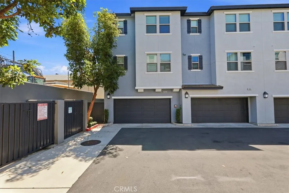1866 Orizaba Signal Hill, CA 90755