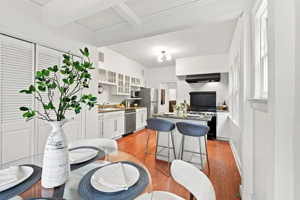 256 Presidio Avenue #1 San Francisco, CA 94115