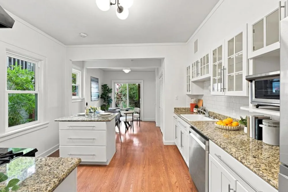 256 Presidio Avenue #1 San Francisco, CA 94115