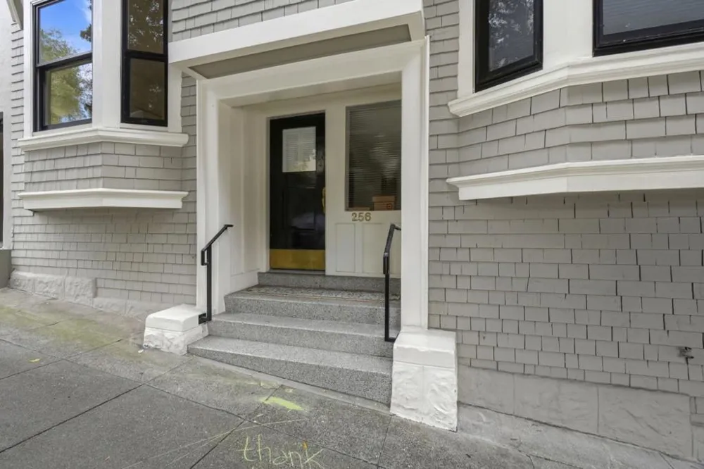 256 Presidio Avenue #1 San Francisco, CA 94115