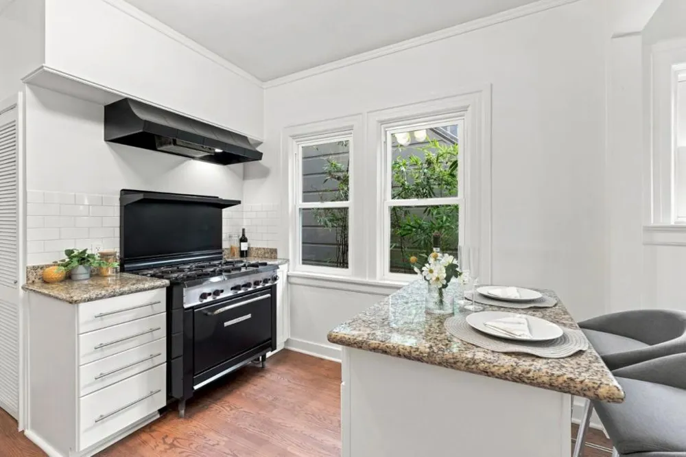256 Presidio Avenue #1 San Francisco, CA 94115