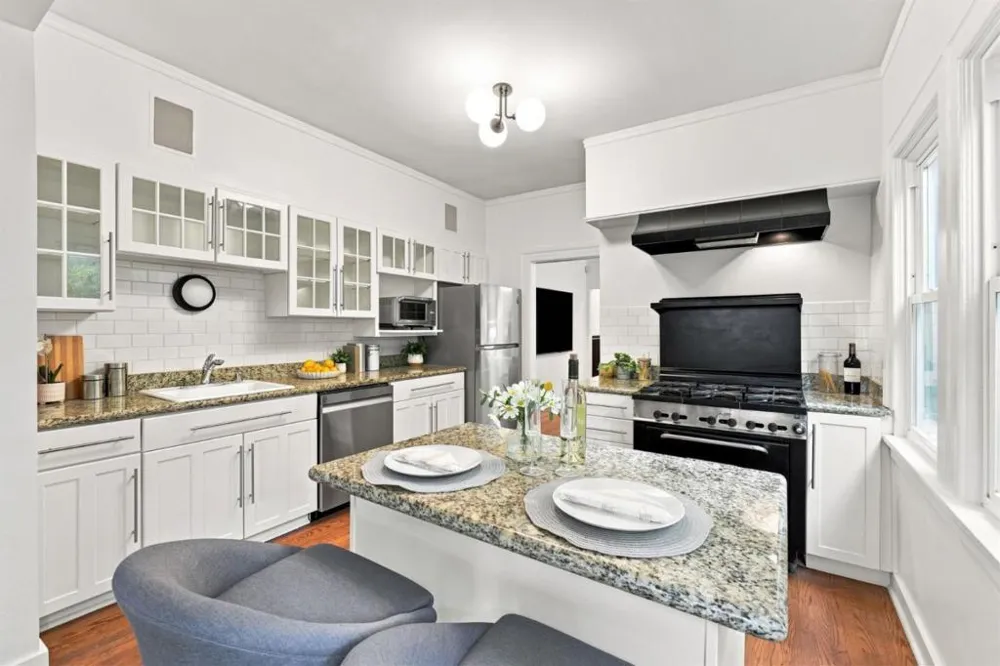 256 Presidio Avenue #1 San Francisco, CA 94115