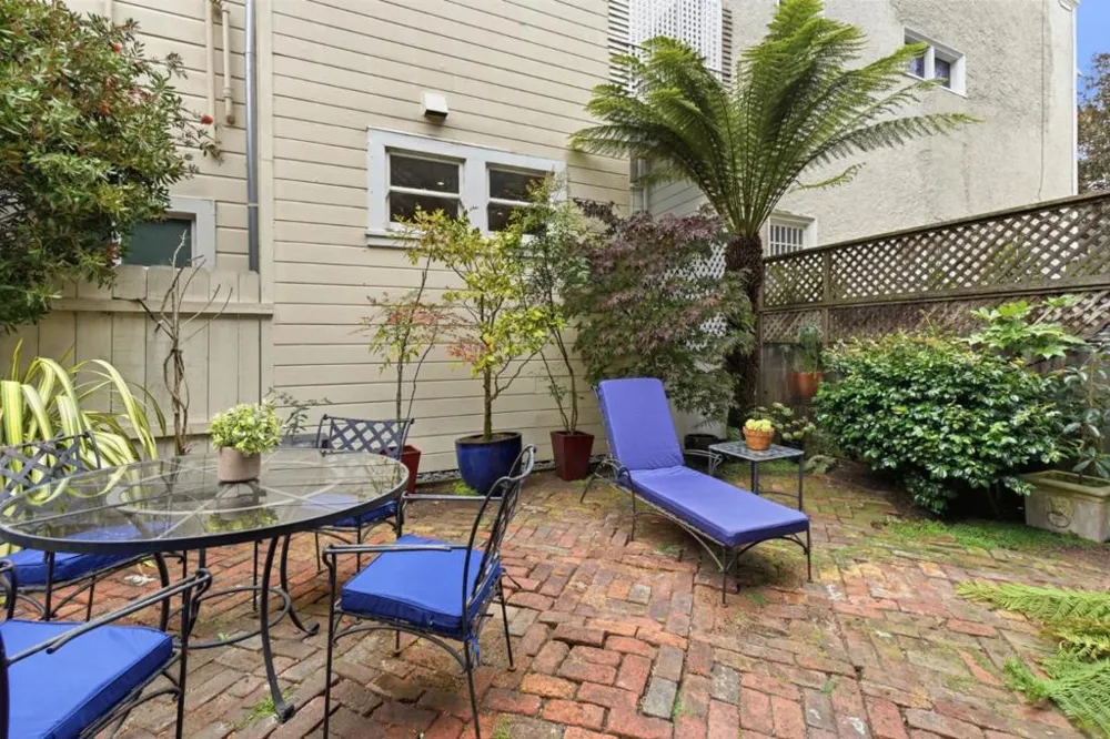 256 Presidio Avenue #1 San Francisco, CA 94115