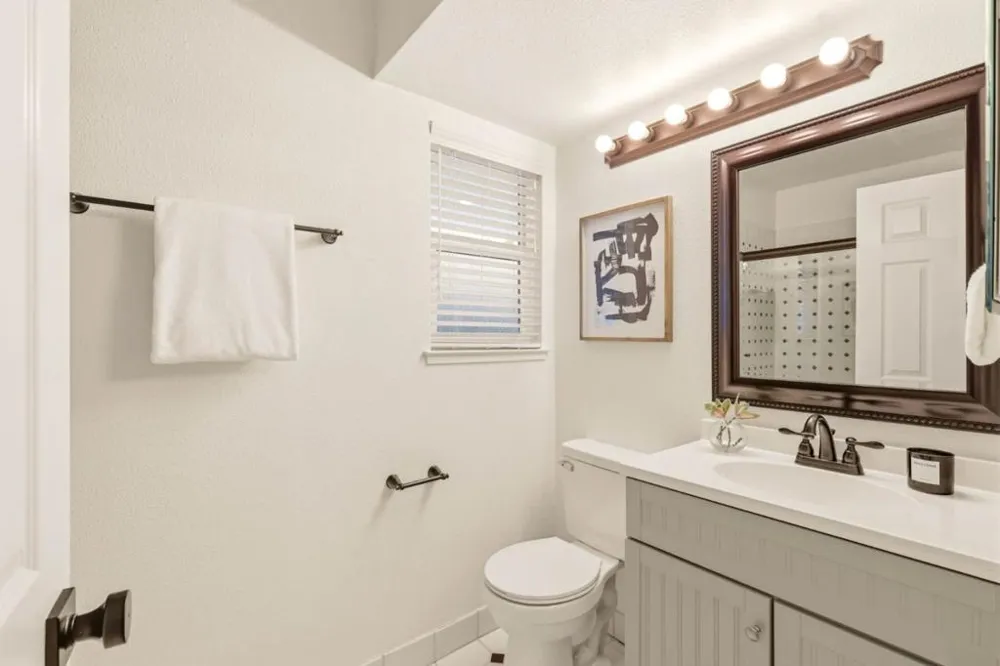 739 Del Mar Avenue Livermore, CA 94550