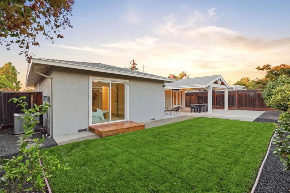 739 Del Mar Avenue Livermore, CA 94550