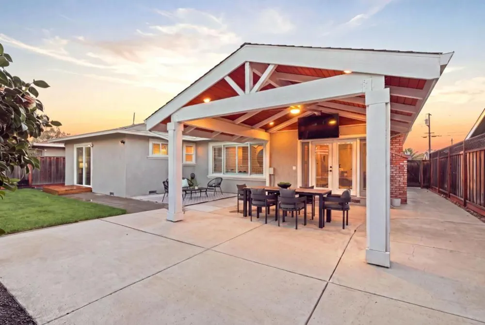 739 Del Mar Avenue Livermore, CA 94550