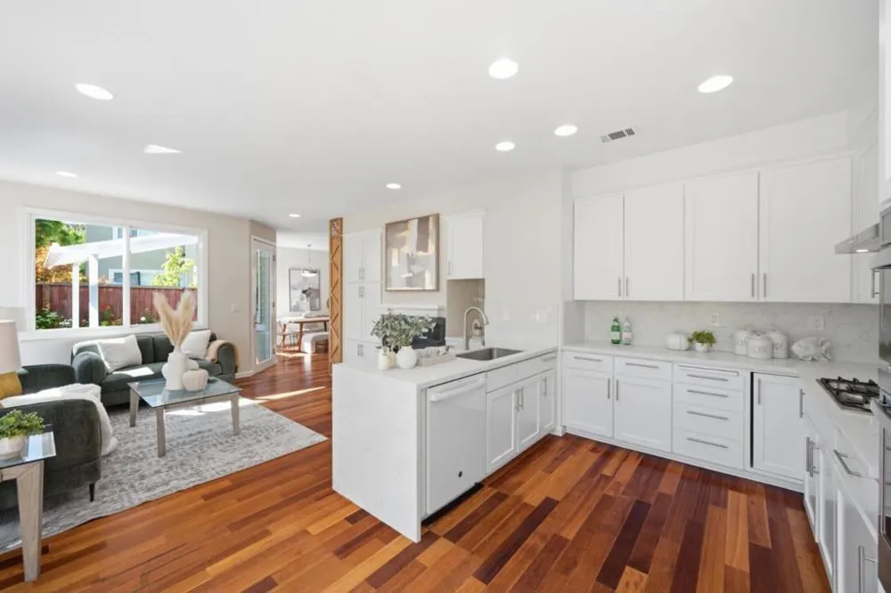 18029 Harvest Lane Saratoga, CA 95070