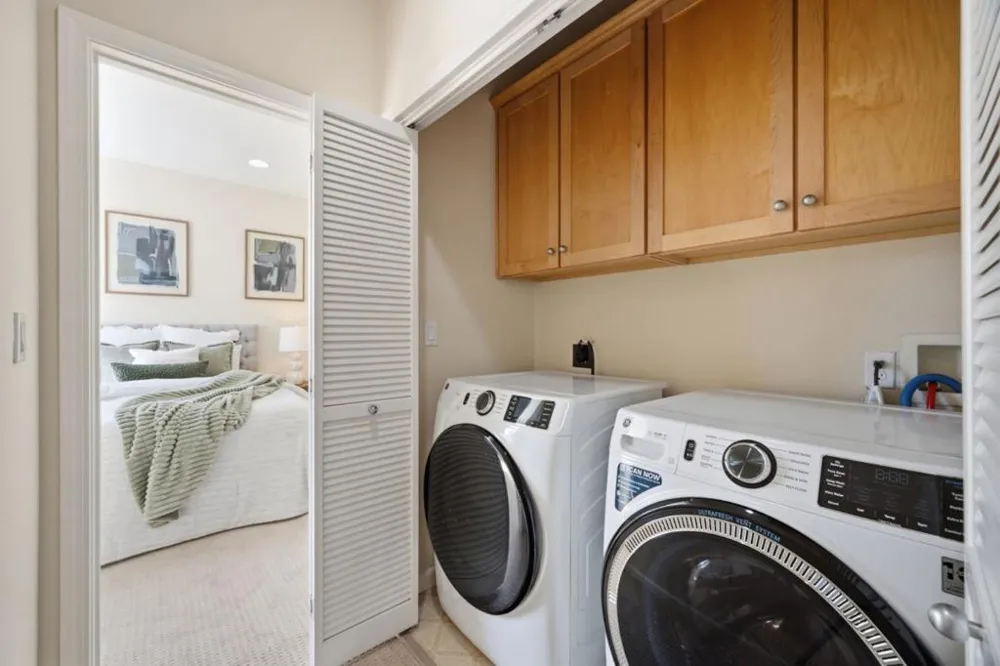 18029 Harvest Lane Saratoga, CA 95070