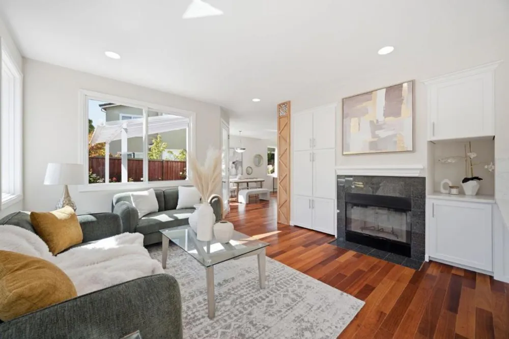 18029 Harvest Lane Saratoga, CA 95070