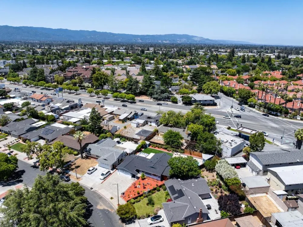 2775 Lantz Avenue San Jose, CA 95124