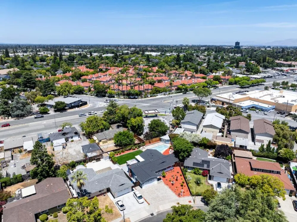 2775 Lantz Avenue San Jose, CA 95124