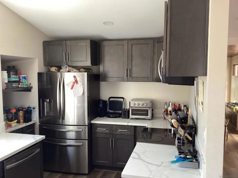 2191 Cardinal Drive San Diego, CA 92123