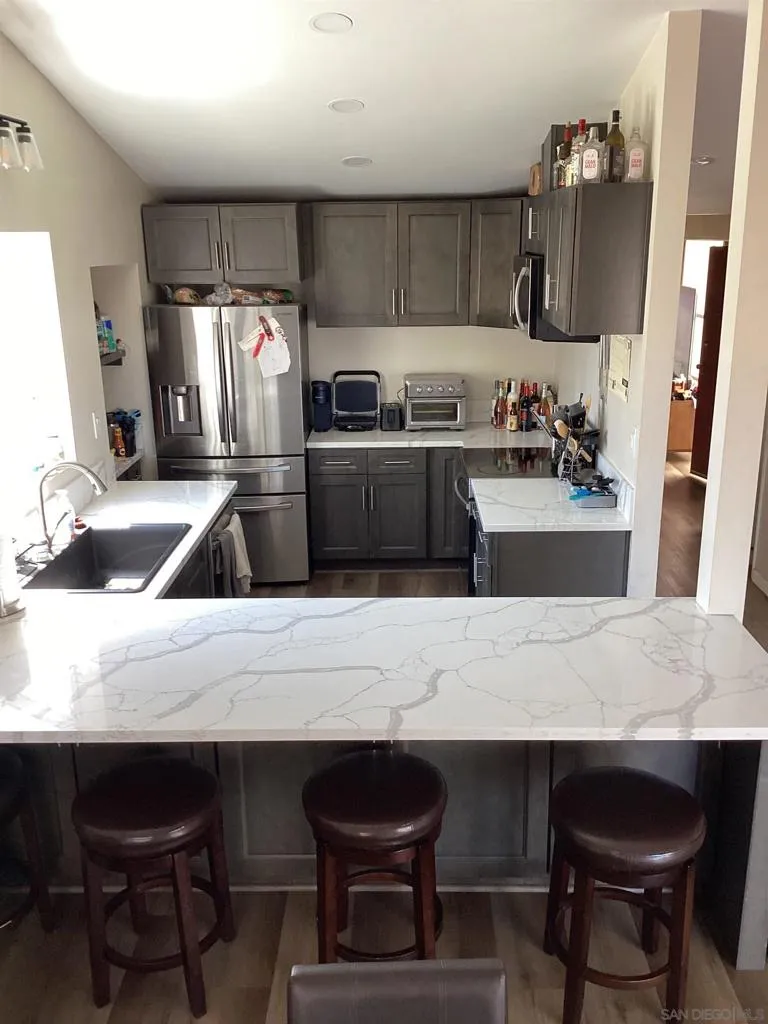 2191 Cardinal Drive San Diego, CA 92123