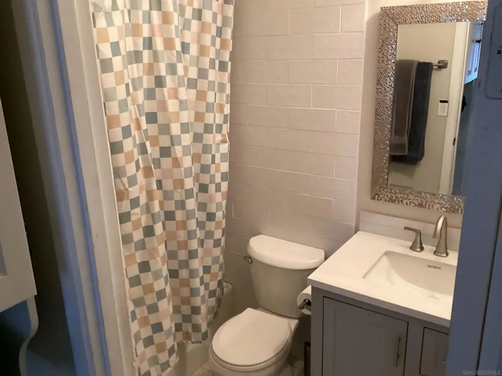 2191 Cardinal Drive San Diego, CA 92123