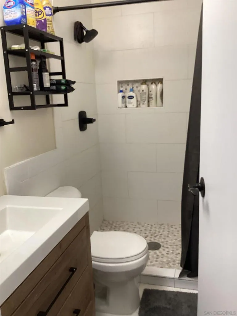 2191 Cardinal Drive San Diego, CA 92123