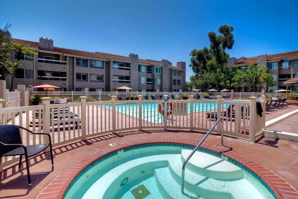 10350 Caminito Cuervo #111 San Diego, CA 92108