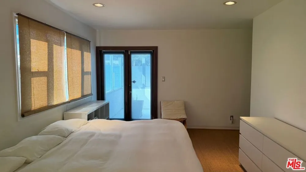924 5th Street #10 Santa Monica, CA 90403