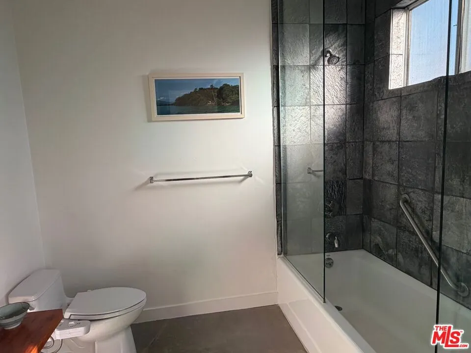 924 5th Street #10 Santa Monica, CA 90403